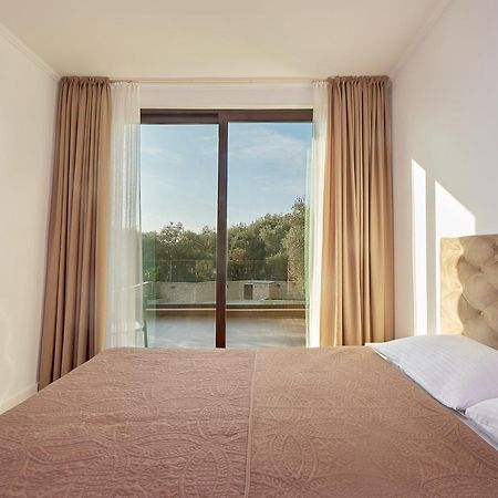 Adria Lux Apartmens 2 Светі-Стефан Екстер'єр фото